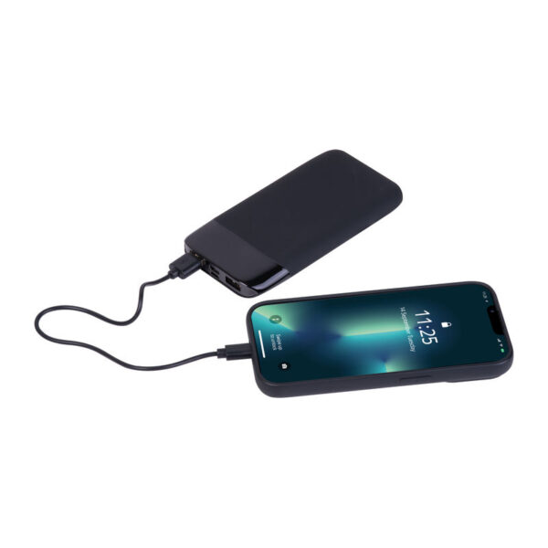 8000 mAh powerbank with illuminated logo
