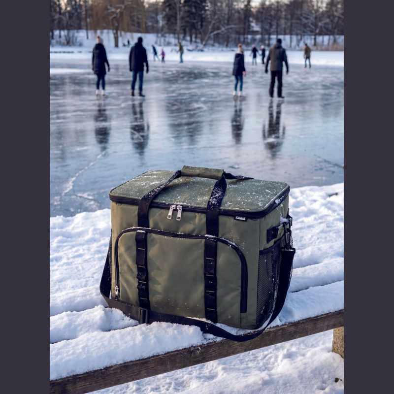 6546419_lifestyle_1 XXL cooler bag