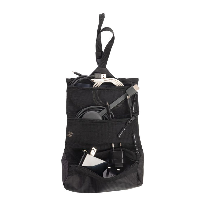f0700100aj3_c_0 Practical multi-purpose travel bag