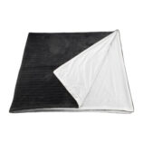 AVARUA Soft and warm blanket